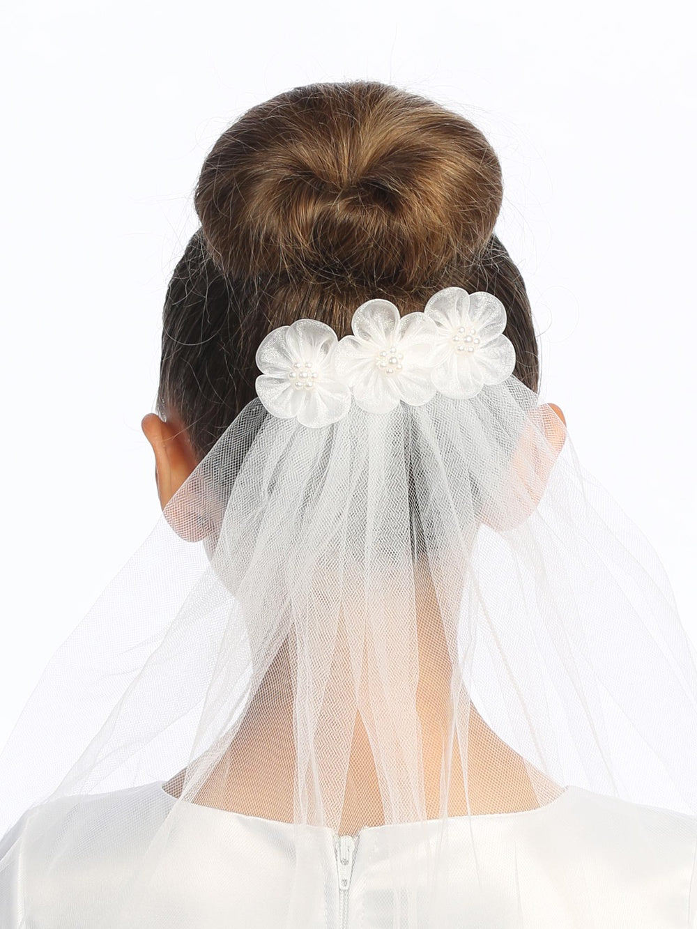 Girls’ 18" First Communion Veil with Organza Flowers & Pearls